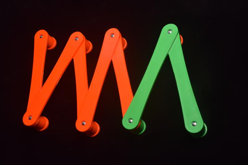 Hockey Stickhandling Trainer